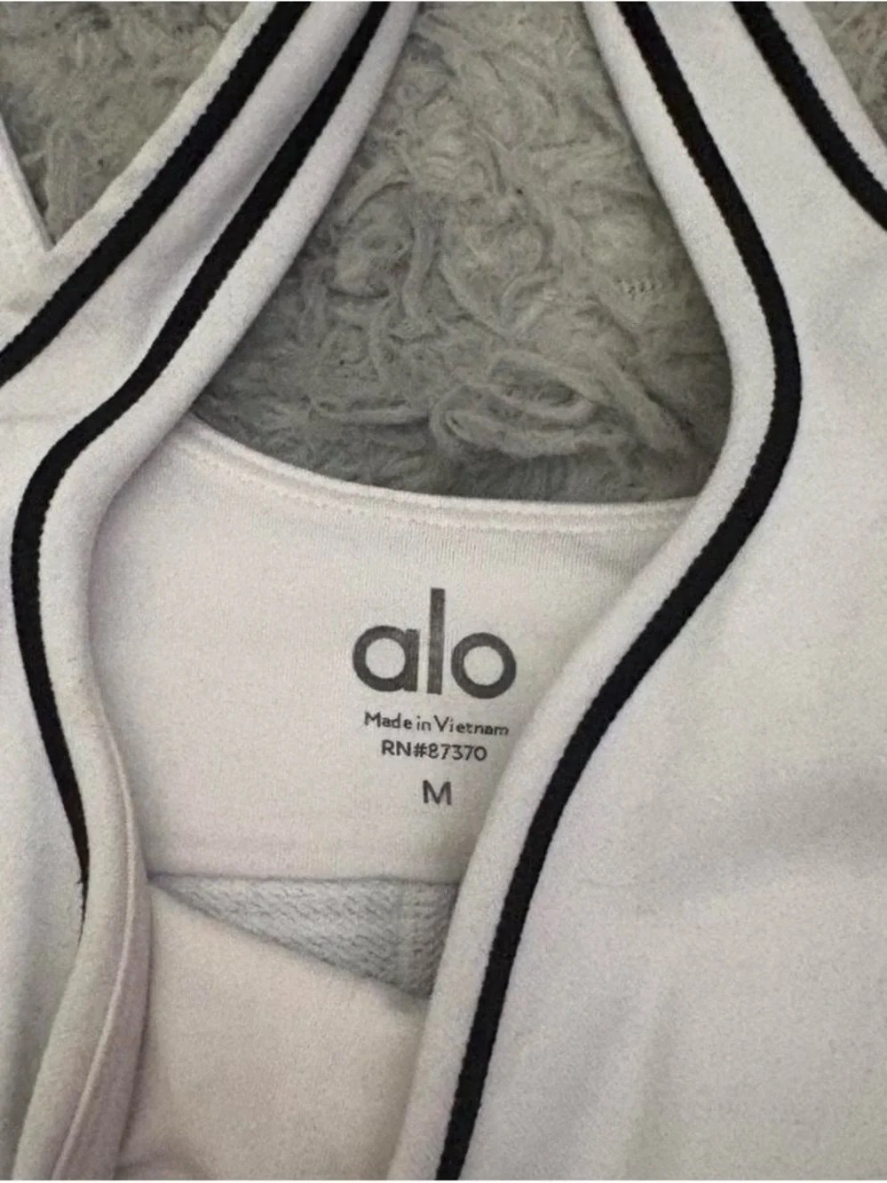 ALO Yoga White Leggings & Sports Bra Set with Black Piping
